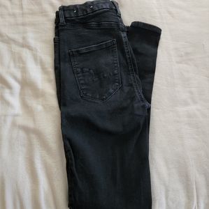 AE Super High-Waist Jeans